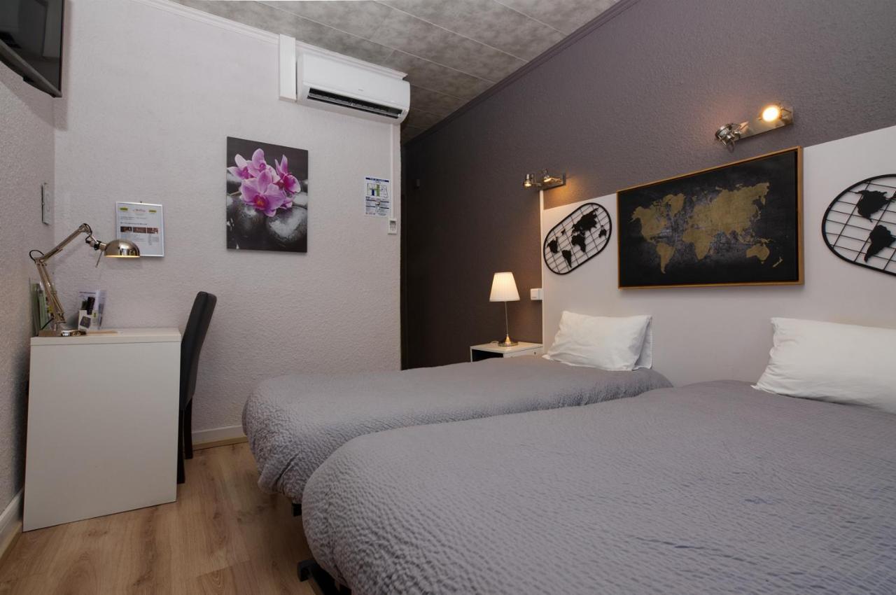 Logis Hotel Le Bocage Montmarault Esterno foto